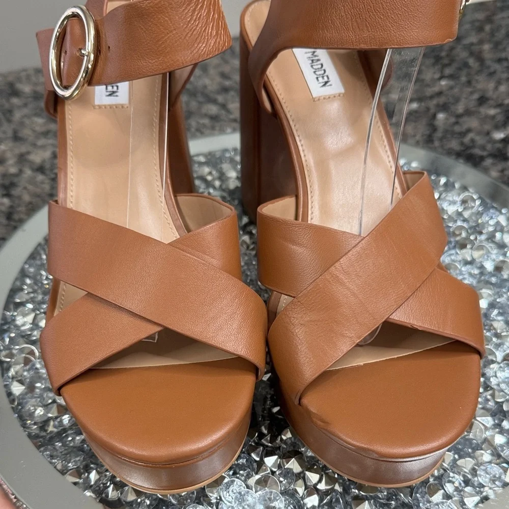 Steve Madden Elkins leather Tan Platform Sandals NEW 11